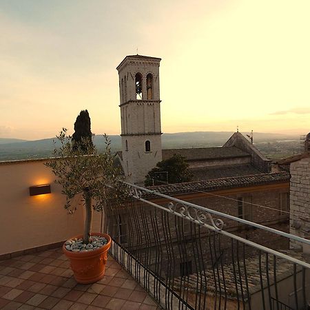 Scappo In Umbria, La Casa Di Eude Apartment Assisi Bagian luar foto
