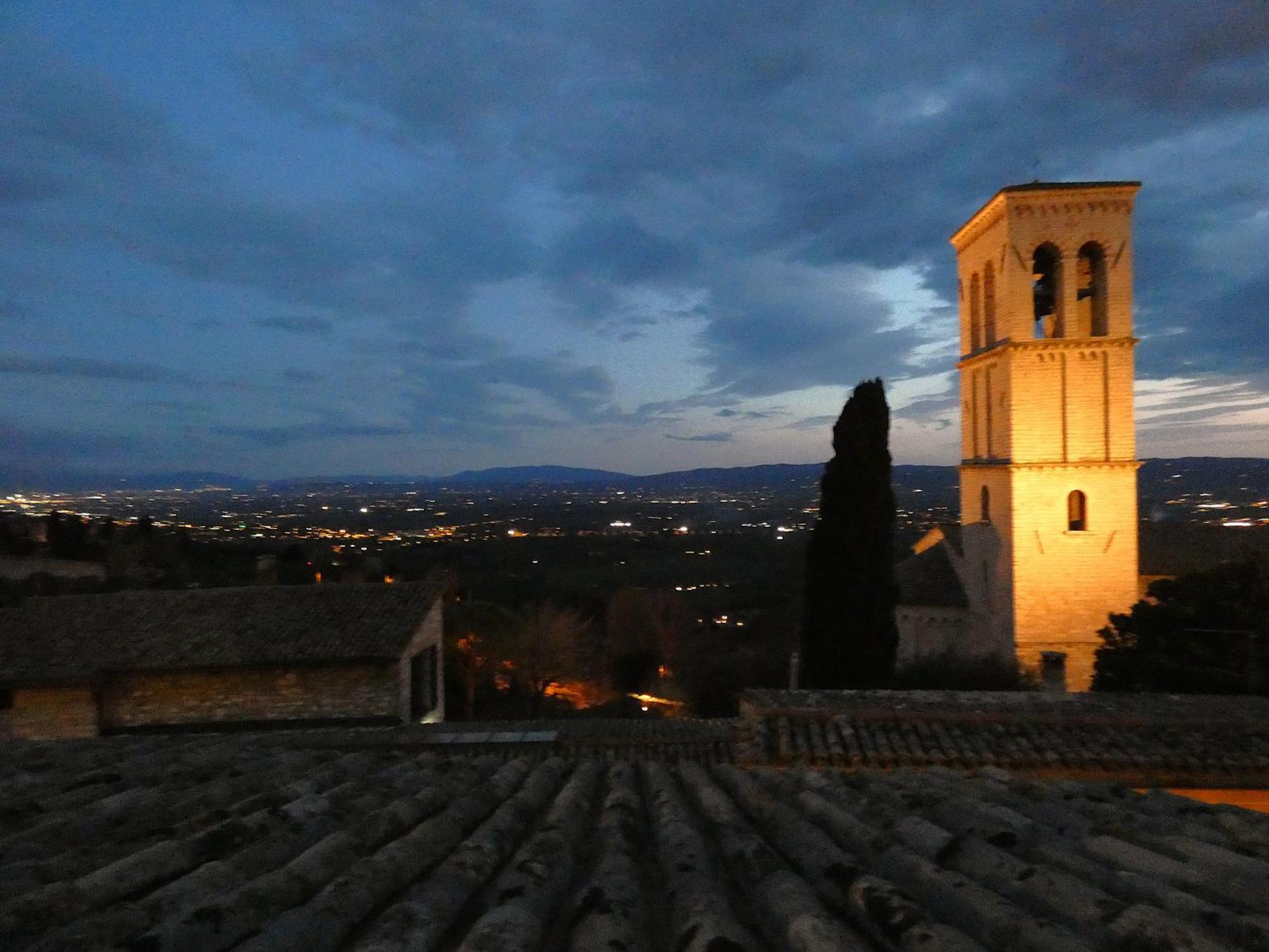 Scappo In Umbria, La Casa Di Eude Apartment Assisi Bagian luar foto